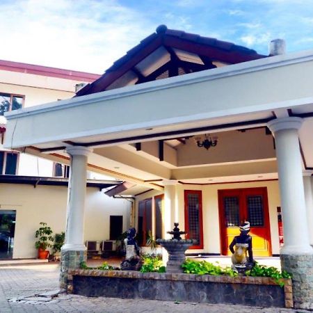 Puri Mega Hotel Jakarta Exterior photo